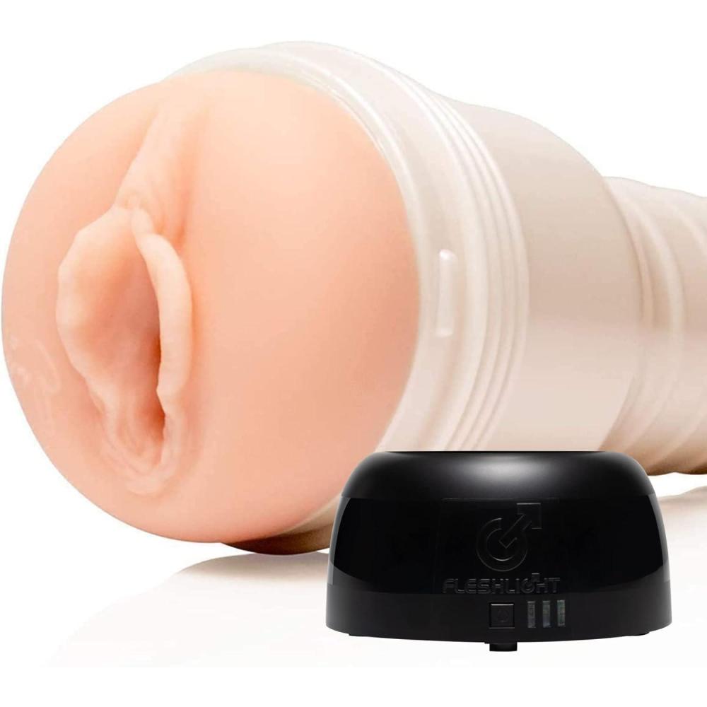 imageFleshlight Emily Willis Squirt with a Fleshlight Air Dry